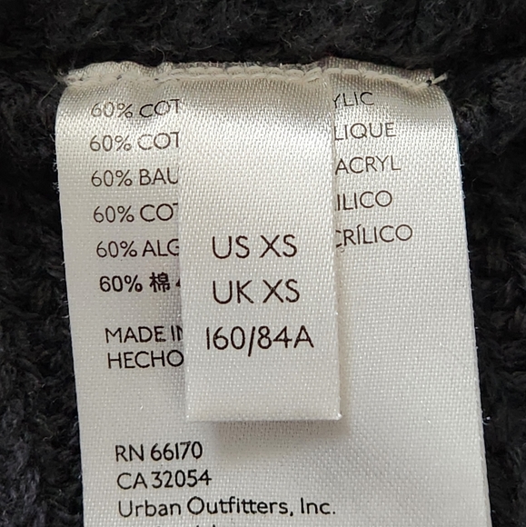 FREE PEOPLE Marlie Deep V Chunky Ribbed  Pullover Sweater Black - Picture 9 of 12